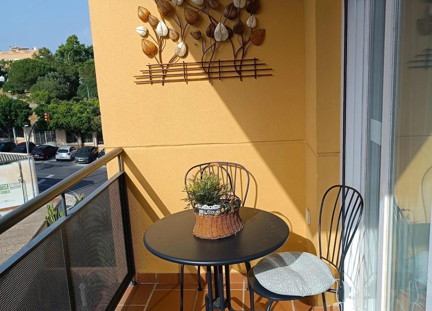 アパート Apartamento Renovado En El Centro De ベナルマデナ