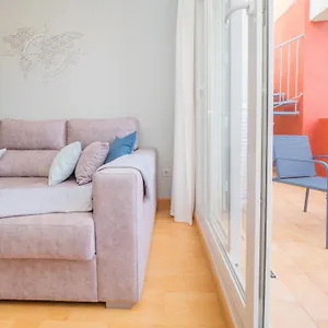  Apartamento Cubo's Benalvistas Urban Love & 2 Free Parking España